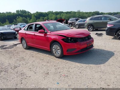 3VWC57BU8KM****** 2019 Volkswagen Jetta
