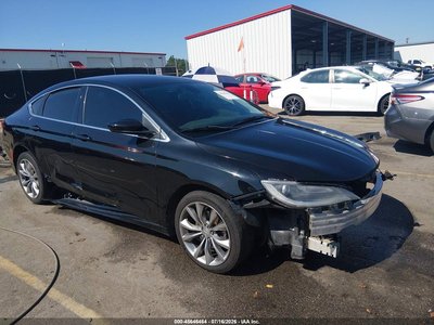 2016 Chrysler 200