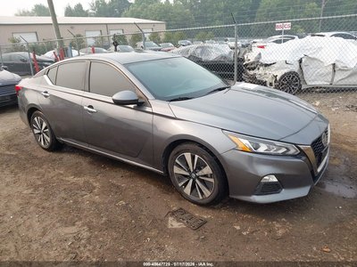 2022 Nissan Altima