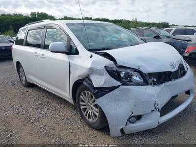 5TDYK3DC4DS****** 2013 Toyota Sienna
