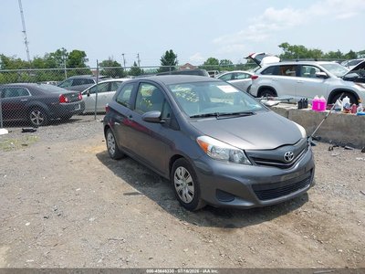 JTDJTUD3XCD****** 2012 Toyota Yaris