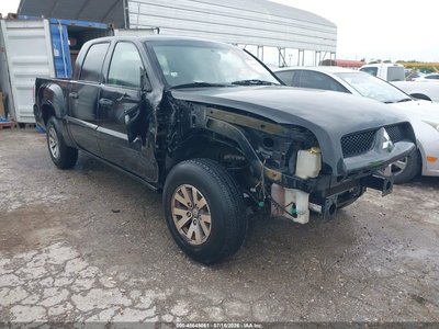 2008 Mitsubishi Raider
