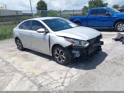 3KPF24AD0KE****** 2019 Kia Forte
