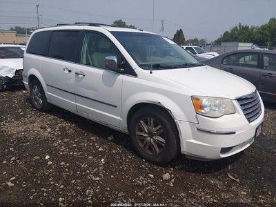 2008 Chrysler Town & Country