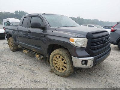 5TFUW5F18HX****** 2017 Toyota Tundra