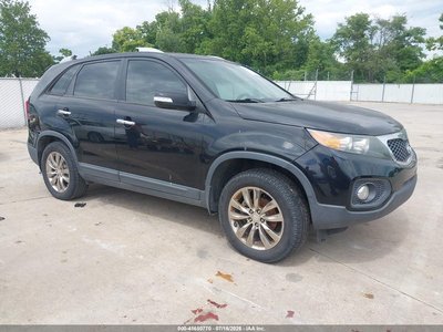 5XYKU4A16BG****** 2011 Kia Sorento