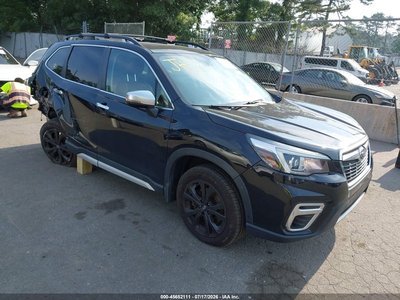 JF2SKAWC2KH****** 2019 Subaru Forester