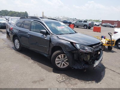 4S4BSACC4J3****** 2018 Subaru Outback