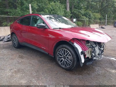 2025 Ford Mustang Mach-E