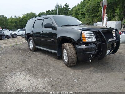 1GKS2CE03BR****** 2011 GMC Yukon