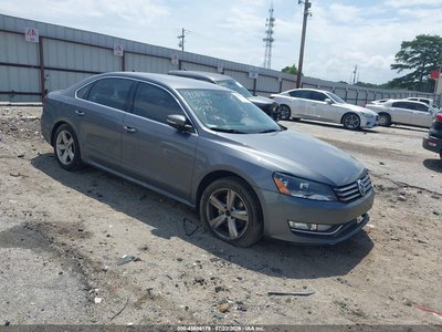 1VWAT7A31FC****** 2015 Volkswagen Passat