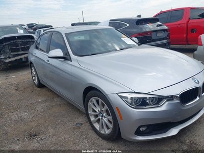 WBA8E5G53JN****** 2018 BMW 3 Series