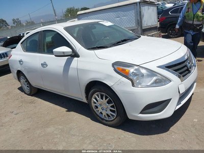 2018 Nissan Versa