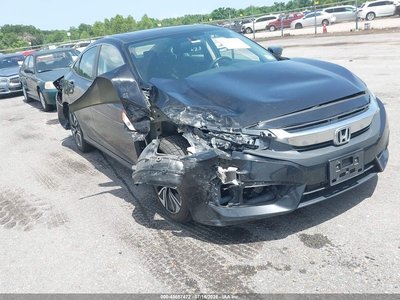 2HGFC1E31JH****** 2018 Honda Civic