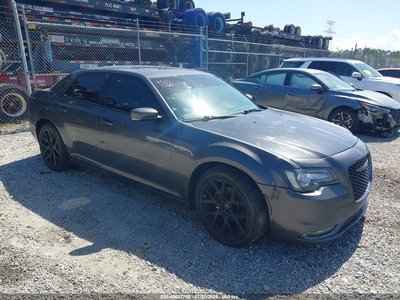 2C3CCABG2JH****** 2018 Chrysler 300
