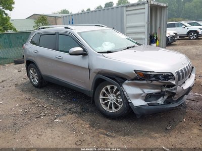 1C4PJMLX9KD****** 2019 Jeep Cherokee