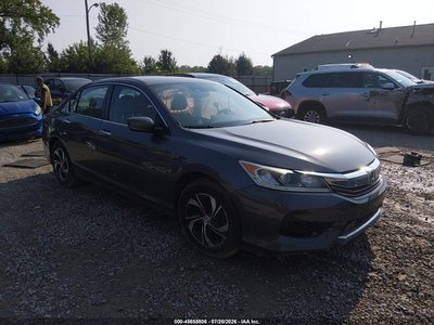 1HGCR2F42GA****** 2016 Honda Accord