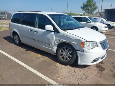 2015 Chrysler Town & Country