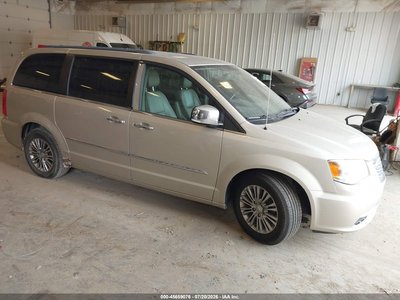 2C4RC1CG2DR****** 2013 Chrysler Town & Country