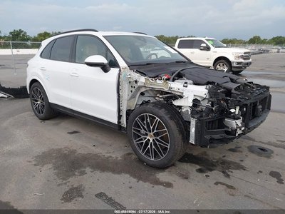 2024 Porsche Cayenne