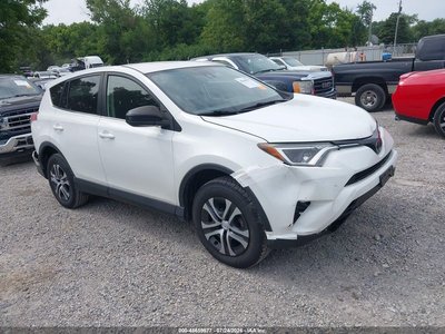 JTMZFREV3JJ****** 2018 Toyota RAV4