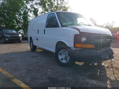 1GCWGFCAXE1****** 2014 Chevrolet Express 2500