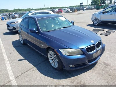 WBAPH5G50BN****** 2011 BMW 3 Series