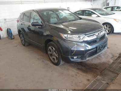 7FARW2H85JE****** 2018 Honda CR-V