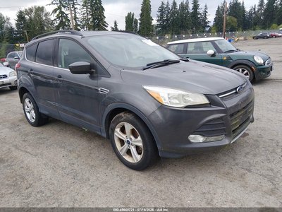 1FMCU9GXXFU****** 2015 Ford Escape