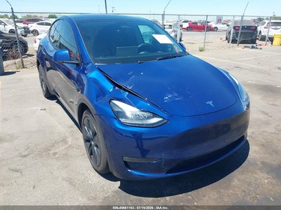 7SAYGDEE8RF****** 2024 Tesla Model Y