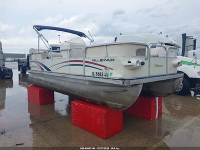 2003 Odyssey Millenium Pontoon Boat