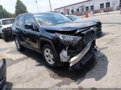 2T3W1RFV7MC****** 2021 Toyota RAV4