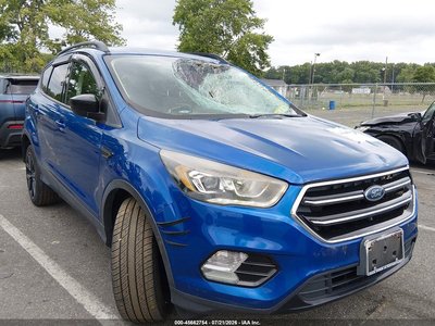 1FMCU0GD5KU****** 2019 Ford Escape