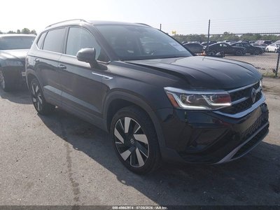 3VV4X7B28RM****** 2024 Volkswagen Taos
