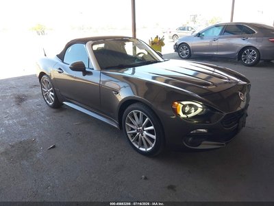 JC1NFAEK5H0****** 2017 Fiat 124 Spider