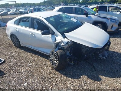 3KPF54AD9PE****** 2023 Kia Forte