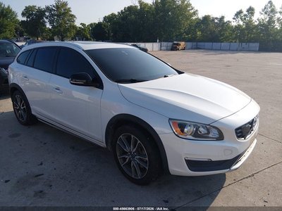 YV4612HK0G1****** 2016 Volvo V60