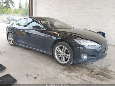 5YJSA1E21GF****** 2016 Tesla Model S