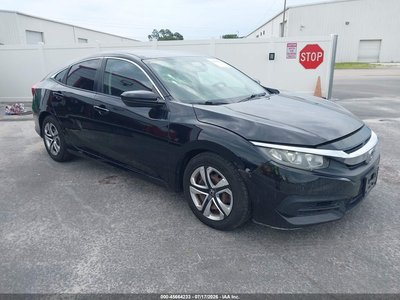 2HGFC2F5XJH****** 2018 Honda Civic