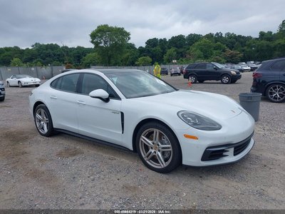 WP0AE2A72JL****** 2018 Porsche Panamera