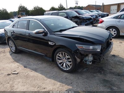 2015 Ford Taurus