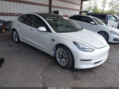 5YJ3E1EA8MF****** 2021 Tesla Model 3