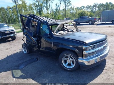 1GNEC13R2XJ****** 1999 Chevrolet Tahoe