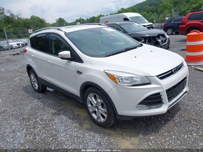 1FMCU9JX5GU****** 2016 Ford Escape