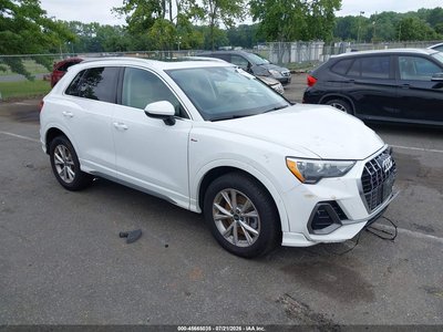 WA1DECF37N1****** 2022 Audi Q3