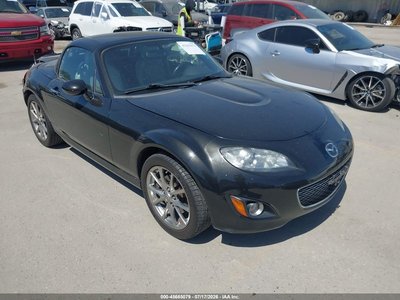JM1NC2PFXB0****** 2011 Mazda MX-5