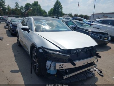 JTDAAAAF0P3****** 2023 Toyota Crown