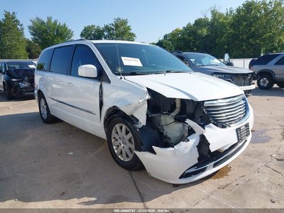 2015 Chrysler Town & Country