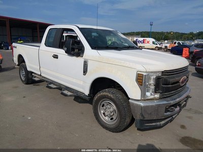 1FT7X2B65JE****** 2018 Ford F-250
