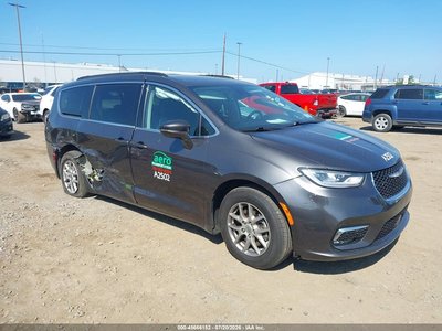 2022 Chrysler Pacifica